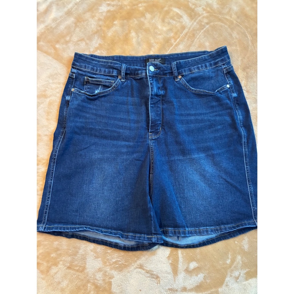 Judy Blue Women Dark Wash High Rise Denim Shorts 3XL